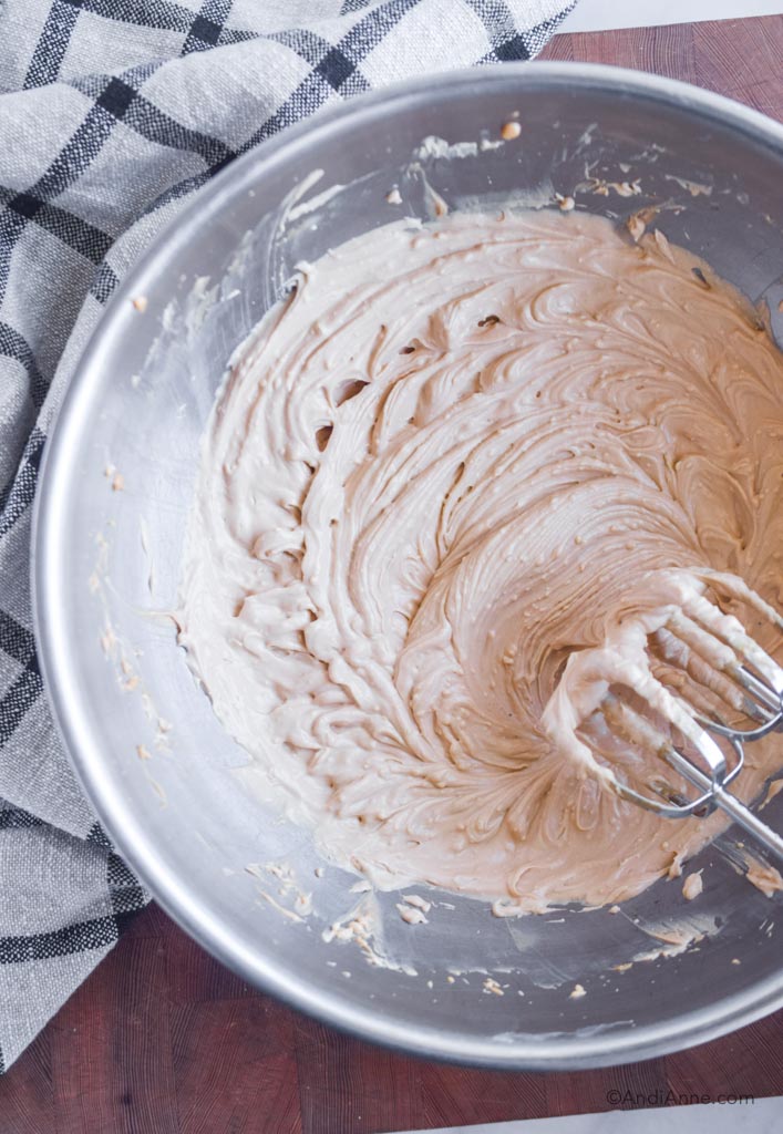 Cream Cheese Frosting Without Powdered Sugar (No Refined Sugar)