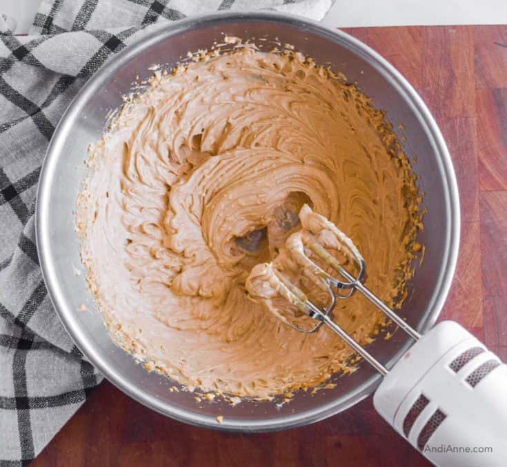 Cream Cheese Frosting Without Powdered Sugar (No Refined Sugar)