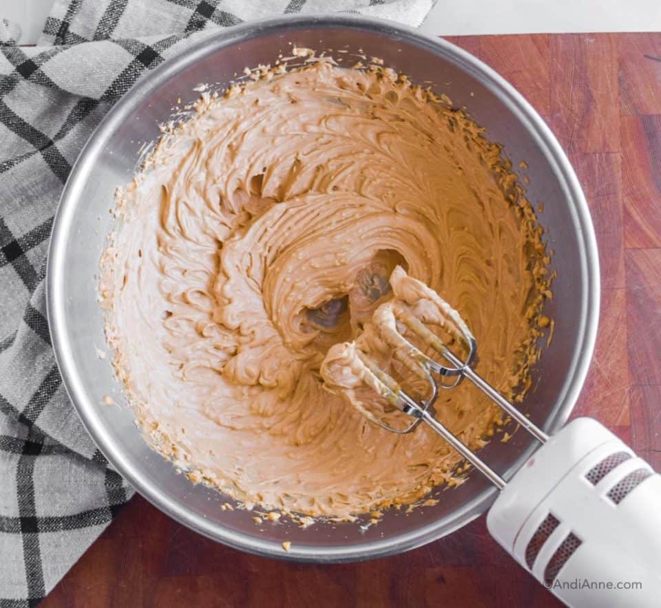 Cream Cheese Frosting Without Powdered Sugar (No Refined Sugar)