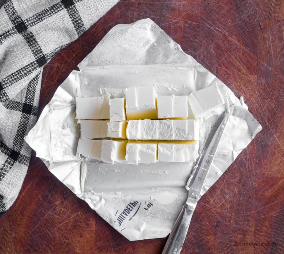 Cream Cheese Frosting Without Powdered Sugar (Naturally Sweetened)