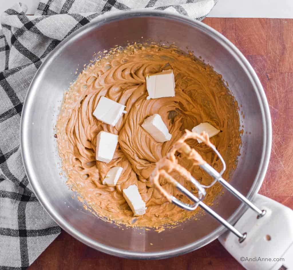 Cream Cheese Frosting Without Powdered Sugar (No Refined Sugar)