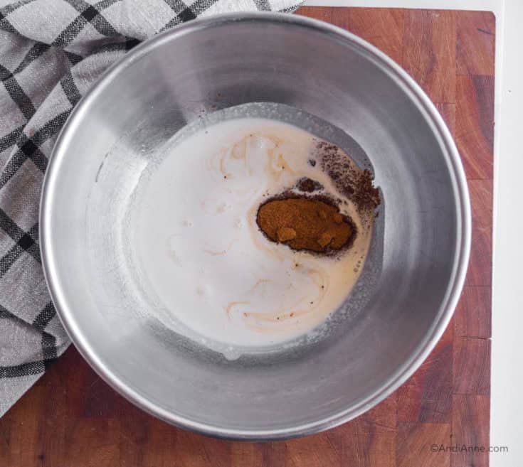 Cream Cheese Frosting Without Powdered Sugar (No Refined Sugar)