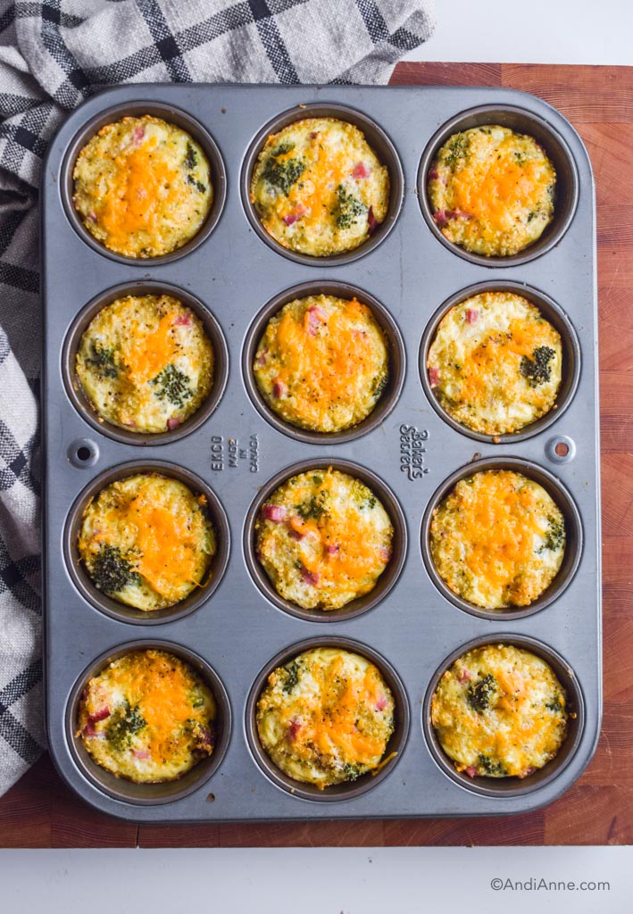 quinoa breakfast muffins cooked in a muffin pan