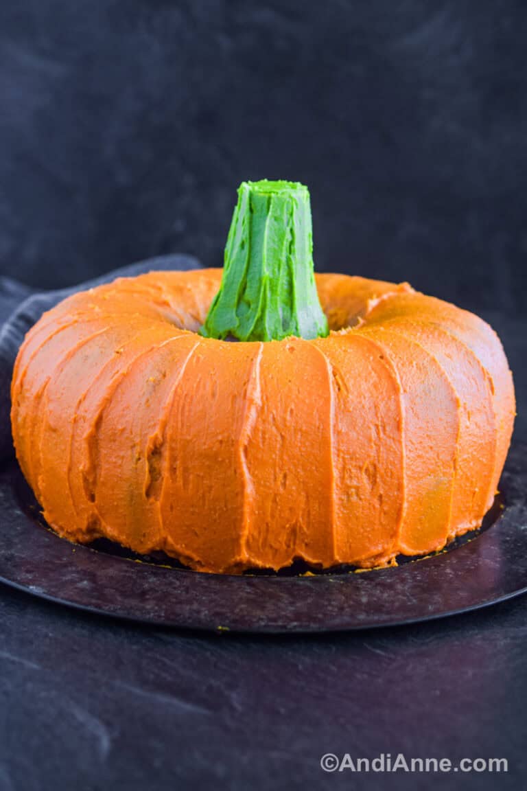 Pumpkin Shaped Cake