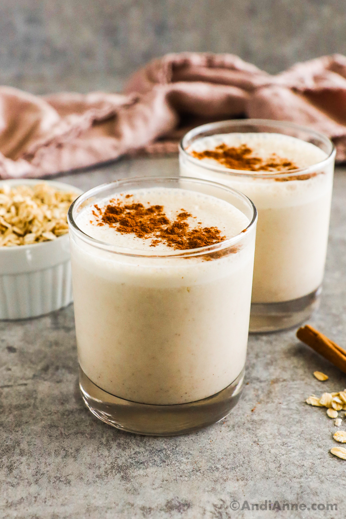 Two cups of cinnamon breakfast smoothie recipe.