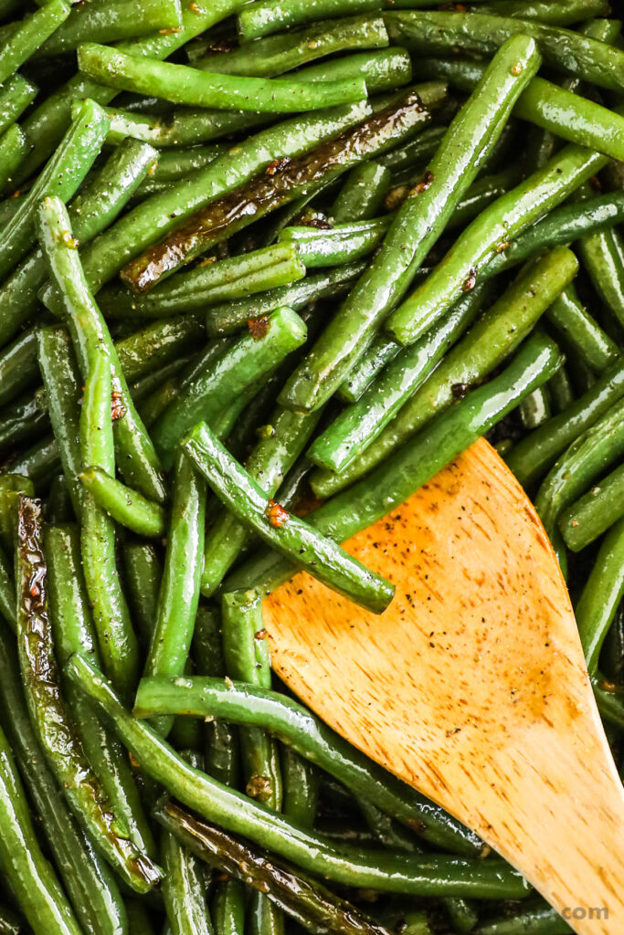 Sauteed Green Beans - Andi Anne