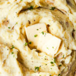 close up of garlic butter mashed potatoes