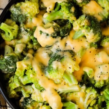 broccoli with cheese sauce